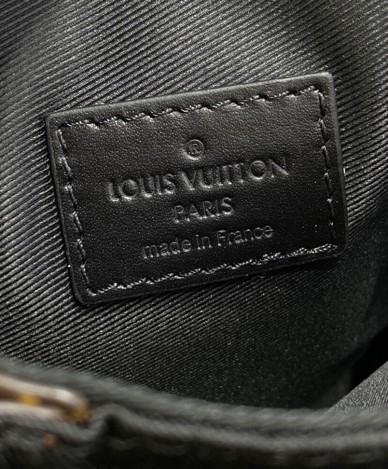 Louis Vuitton S-Lock Vertical Wearable Wallet M81522 Brown